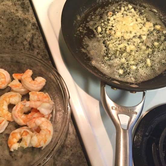 Garlic Shrimp with Tomatoes and Basil with White Wine poppopcooks.com