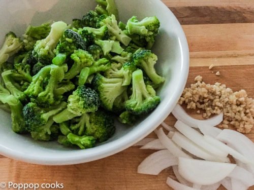 Chicken Rice and Broccoli-poppopcooks.com