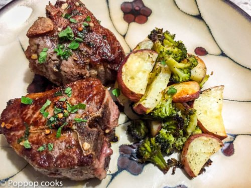 Grilled lamb chops with butter, mint and garlic – quick and easy – gluten free