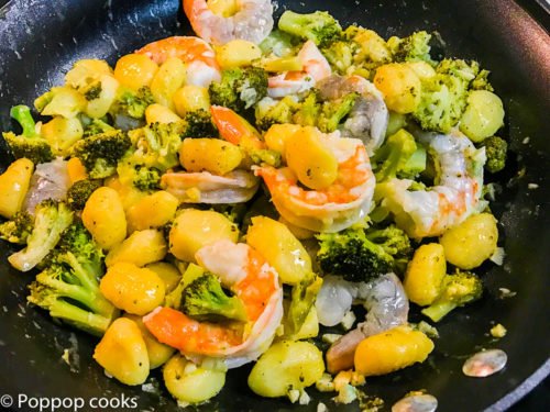 One Pan Shrimp Dinner-4-poppopcooks.com-one pot-quick and easy