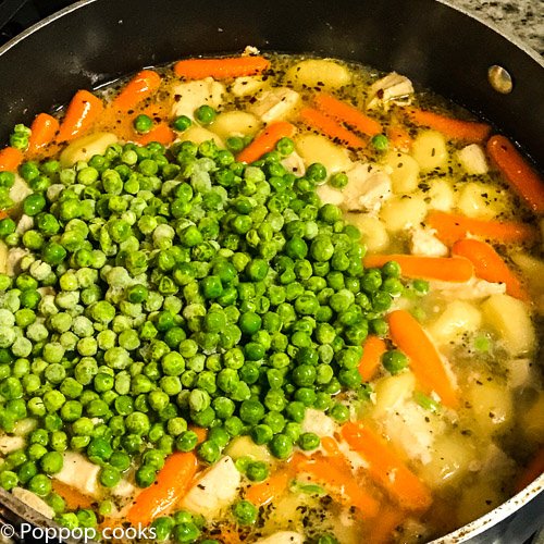 One Pot Weeknight Dinner-poppopcooks.com-chicken-chicken recipes-easy chicken recipes-one pot meals-chicken dishes-one pot