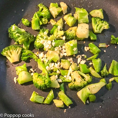 Shrimp and Broccoli Stir Fry-2-poppopcooks.com