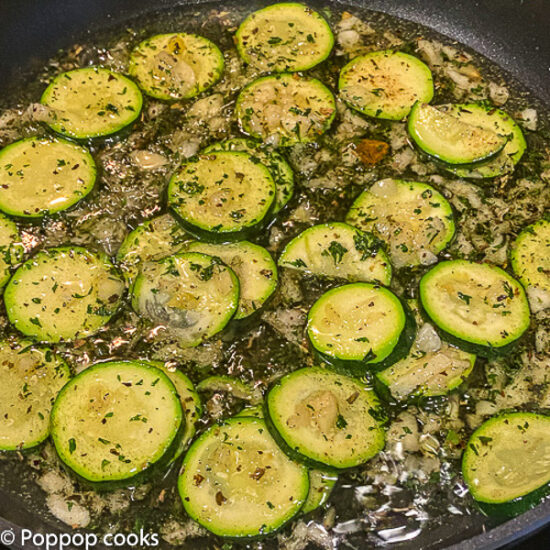 Zucchini slices cooking